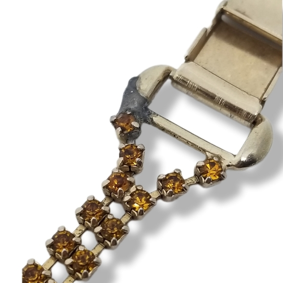 VINTAGE 1950s SPARKLING AMBER COLOR AUSTRIAN CRYSTAL & GOLDTONE BRACELET - Picture 9 of 12